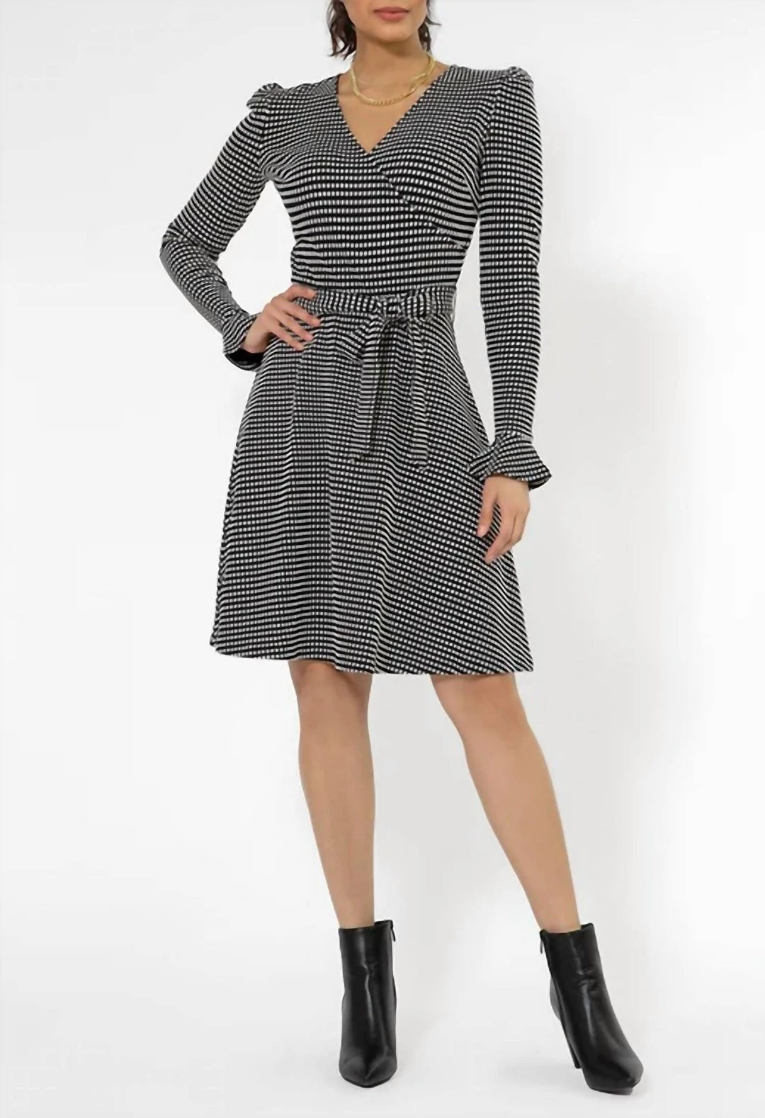 Coupon π Leota π© women Rosalia Puff Sleeve Wrap π Dress in Garden Gate Jacquard β 3 Coupon π Leota π© women Rosalia Puff Sleeve Wrap π Dress in Garden Gate Jacquard β