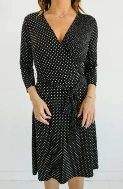 Best Sale 😉 Leota 👩 women Classic Dot Wrap 👗 Dress in Black 👏