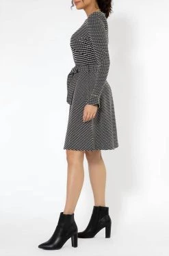 Coupon π Leota π© women Rosalia Puff Sleeve Wrap π Dress in Garden Gate Jacquard β 7 Coupon π Leota π© women Rosalia Puff Sleeve Wrap π Dress in Garden Gate Jacquard β -Hot Sale Htti Shop 5482e3735fc14147846e5ab78869a97e 4b4f4e30 3906 4c79 9de6 83aeabac73b7 1080x