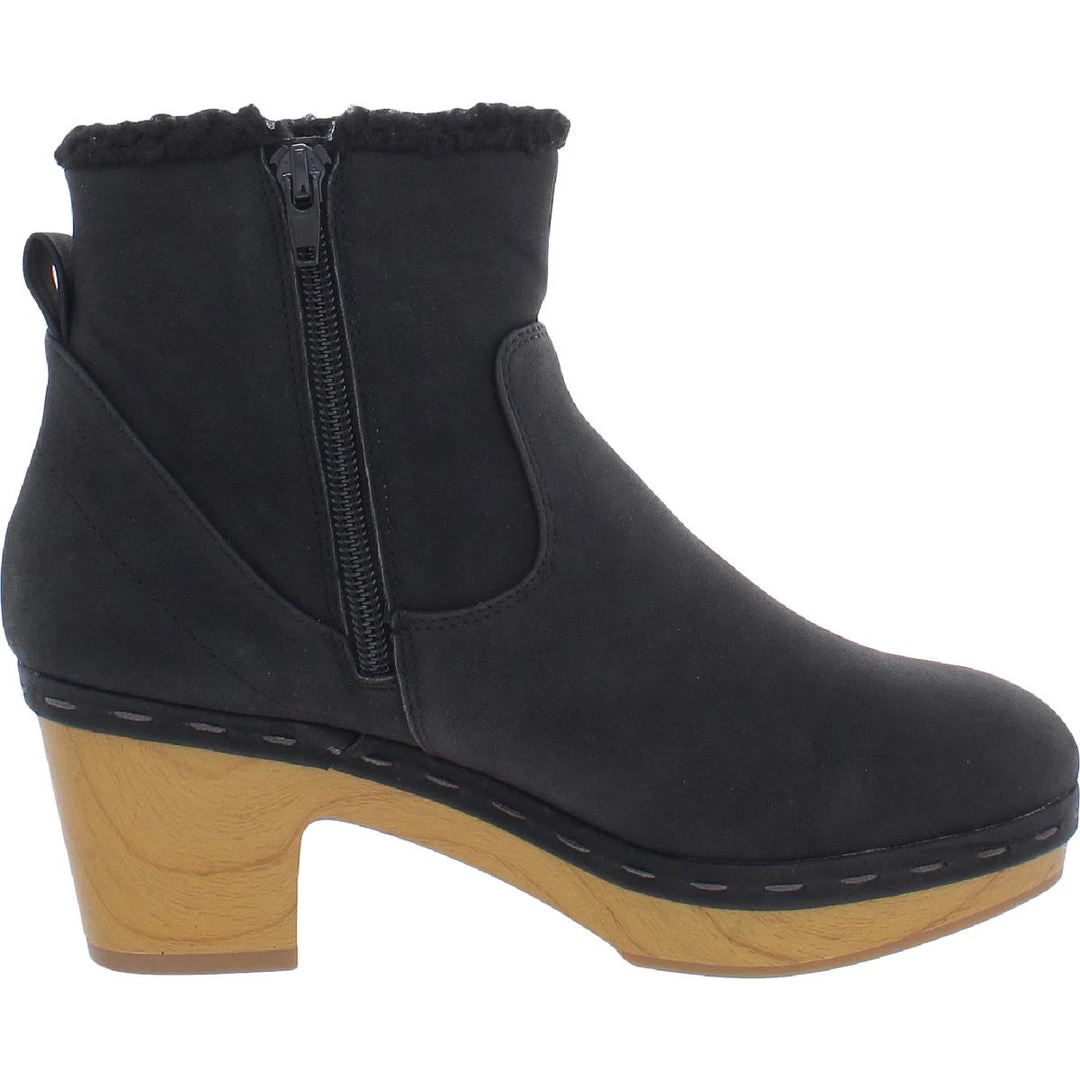 Outlet π₯° Wild Pair π© Womens Faux Leather Zipper Booties π 5 Outlet π₯° Wild Pair π© Womens Faux Leather Zipper Booties π - Image 3